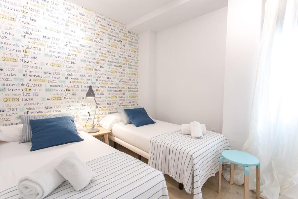 Apartament The Lucky Flats - Pintor Sorolla Alicante Zewnętrze zdjęcie